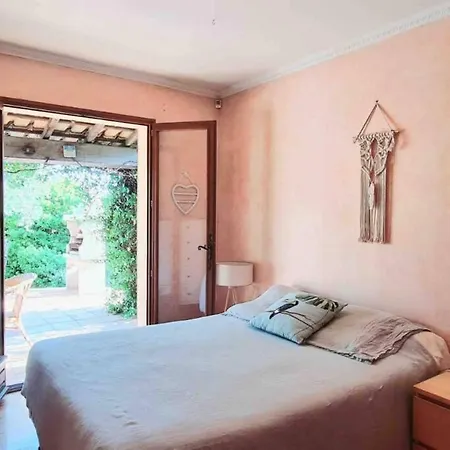 Provencal Avec Piscine Willa Antibes